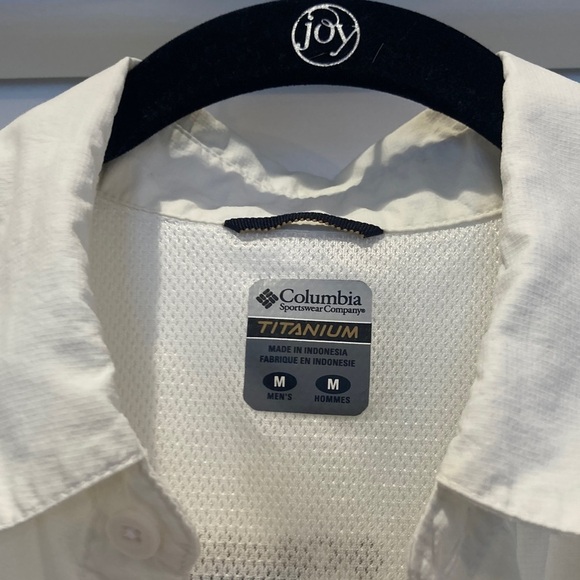 Columbia Other - Columbia Titanium Men's Off-White Button-Down Shirt